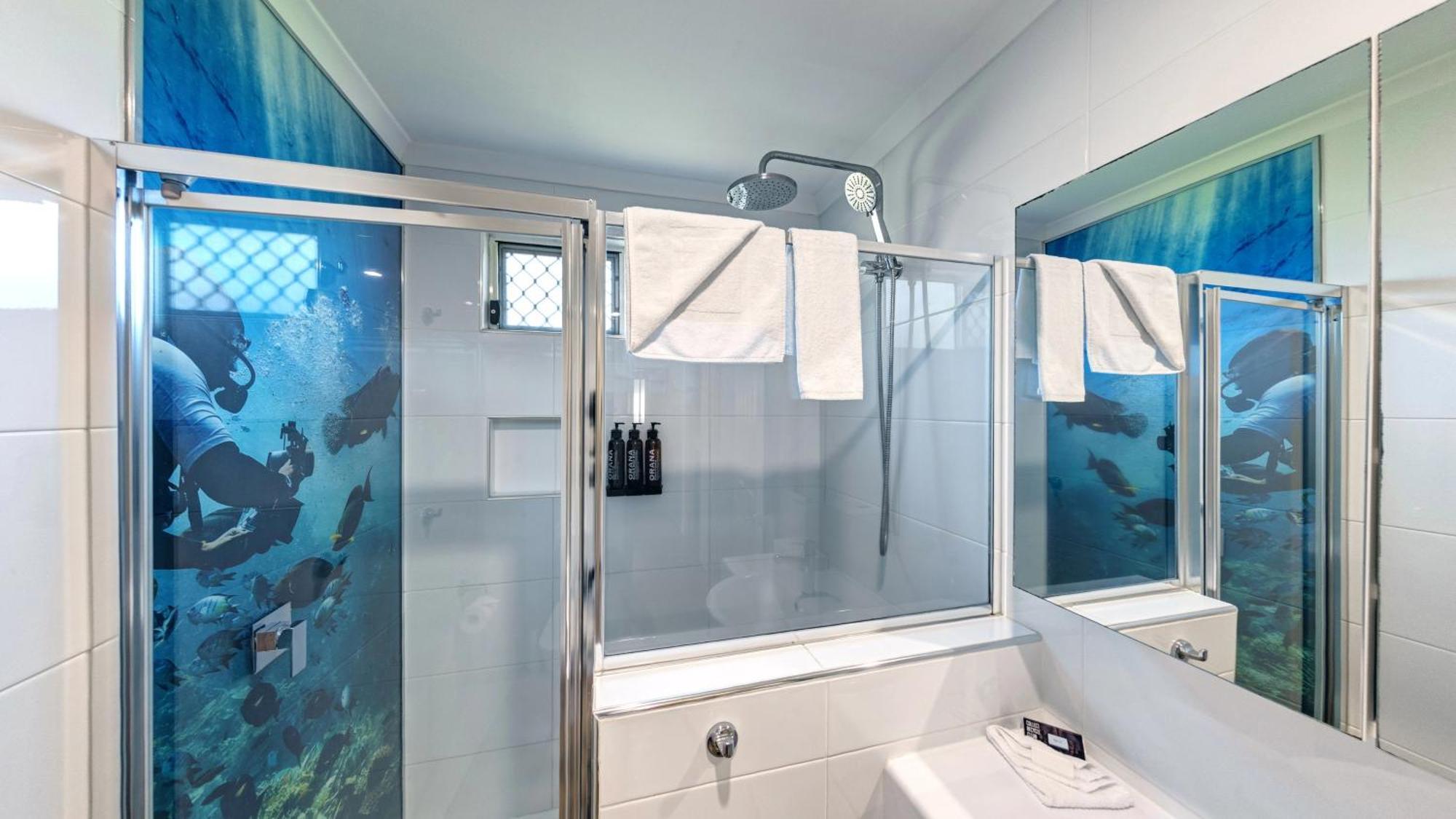 Big4 Adventure Whitsunday Resort Airlie Beach Exterior photo